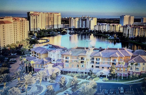 Lake Buena Vista Apartamento | On Disney’s doorstep! Spacious lodging; multiple pools & eateries on property!