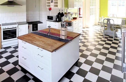 Fredriksberg Casa | 9 person holiday home in FREDRIKSBERG