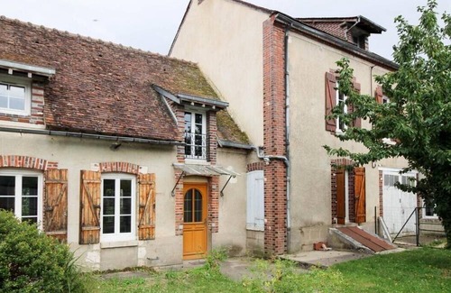 Gy-les-Nonains Casa | Le Gîte du Cerisier Grande Maison Pour 4 Personnes Avec Espace Télétravail
