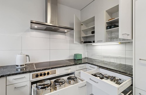 Wiedikon Apartamento | Bright and Cozy APT `17 min away in the center