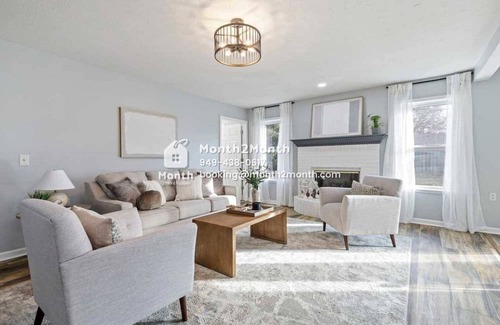 West Newton Casa | Grand Horizons Oasis on Shannon Lakes Way #42051