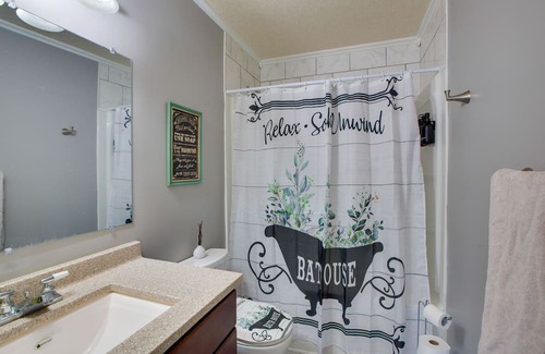 Greensboro Casa | Cozy Greensboro Vacation Rental, 5 Mi to Downtown