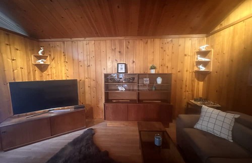 Sardis Casa | 3 Bedroom 2 Bathroom Waterfront Cabin on the River W/ Mini Loft W Fire Pit