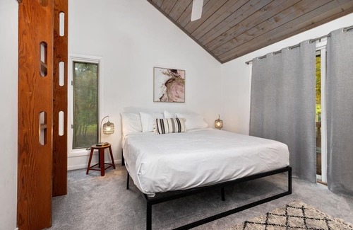 Nellysford Casa | Rabbit Run with Wintergreen Advantage