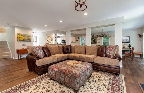 Nellysford Casa | Nancy's Edelweiss with Wintergreen Advantage