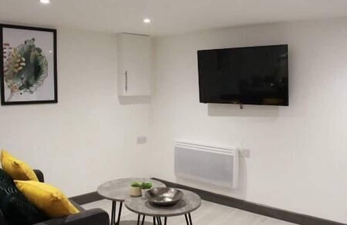 Hillsborough Apartamento | Cosy 1 Bed Retreat - Free On Street Parking