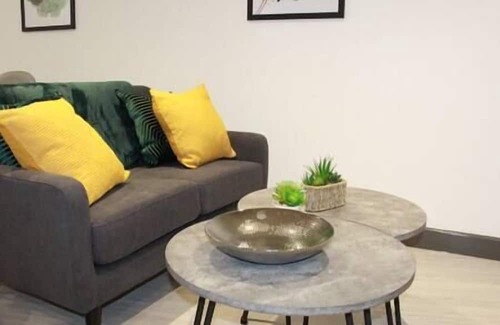 Hillsborough Apartamento | Cosy 1 Bed Retreat - Free On Street Parking