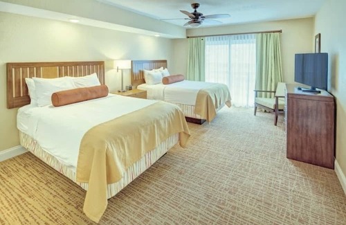 Smith's Memento Complejo | Resort on the beach -Ocean walk Two bedroom- Two bath