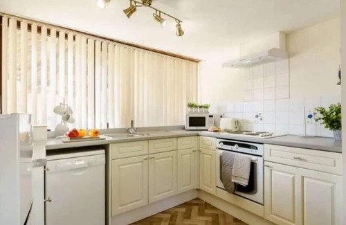 Newton-on-Rawcliffe Apartamento | Idillic cottage w/pool + enclosed garden