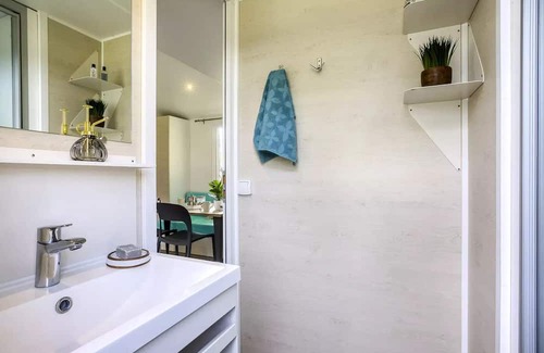 Sainte-Nathalene Casa | Camping Romanée Les Grottes de Roffy**** - 3 Room Mobile Home 4 People