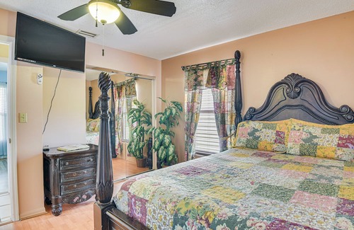 Pahokee Casa | Pahokee Vacation Rental < 1 Mi to Lake Okeechobee!