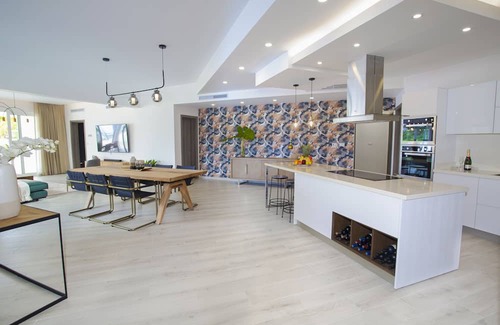 Bavaro Apartamento | Destination Jelly Playa Coral Condo