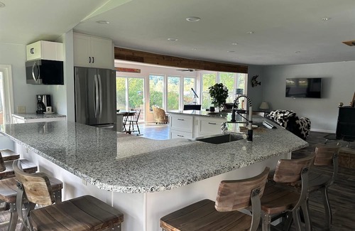 Unadilla Township Casa | Quiet lakefront property, up north feel, on/off water activities, pet friendly