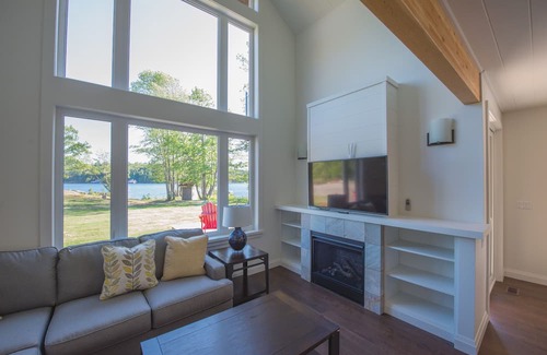 Muskoka Lakes Casa | 7B - 3 bedroom in Duplex