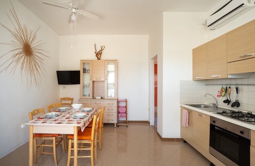 Punta Prosciutto Apartamento | Apartment 'Villa Ada Rosa' with Private Terrace, Wi-Fi and Air Conditioning