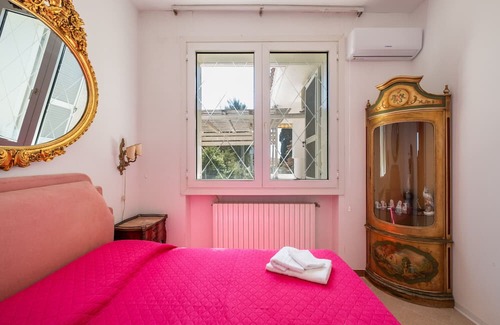 Punta Prosciutto Apartamento | Apartment 'Villa Ada Rosa' with Private Terrace, Wi-Fi and Air Conditioning