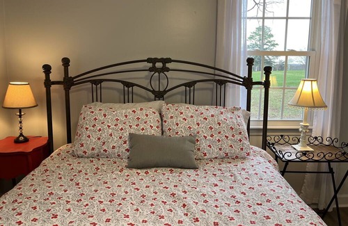 Travelers Rest Casa | House in the country but close to town