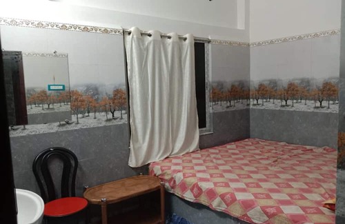 Mayapur Hotel | Mayapur Yatri Nivas