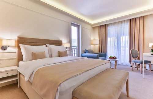 Golubovina Hotel | Hotel Crown