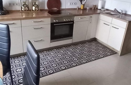 Rugendorf Apartamento | Gemütliche neu Renovierte 80 m2 Ferienwohnung, Auch für Monteure