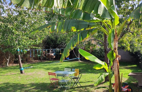 Lanester Casa | 1930s family home near the sea
