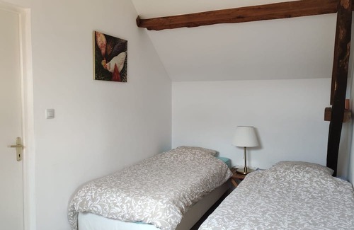 Moncy Apartamento | Studio Équipé au Sein D'une Fermette