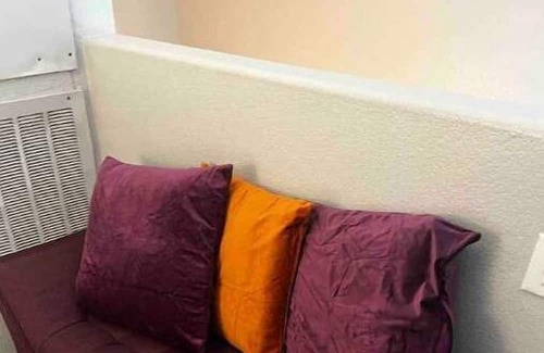 Las Vegas Casa | Vegas Life-NEW home has been renovated