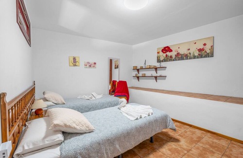 Vallehermoso Apartamento | Apartment 'Telégrafos' with Mountain View, Private Terrace and Wi-Fi