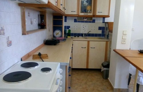 Evdilos Casa | Bella Vista GuesthousenCosy studio apt. w/sea view, front yard,10' to Evdilos
