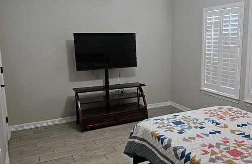 San Juan Casa | 3 bdr 2 bath open concept home.