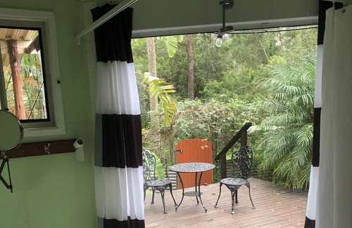 Old Erowal Bay Cabina | nature escape in jervis bay