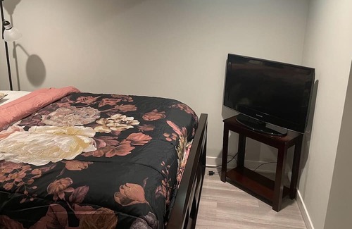 West Pullman Casa | Cozy 1-bedroom house in charming Chicago with WiFi, AC