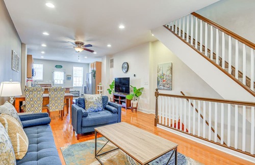 Hopkins Bayview Casa | Bright Townhome: Walk to Johns Hopkins Bayview!