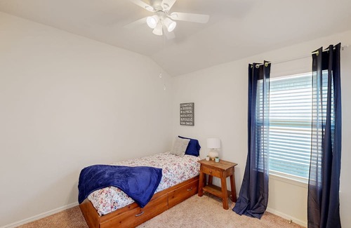 Crowley Casa | Delightful dog-friendly retreat with pool, firepit, & peaceful yard