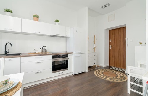 Wilda Apartamento | Cozy Apartment in Poznań by Renters