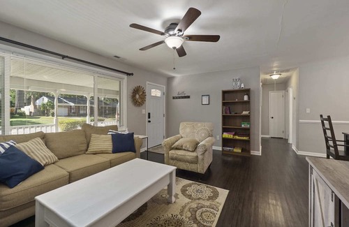 Norfolk - Virginia Beach Casa | The Morgan Trail House