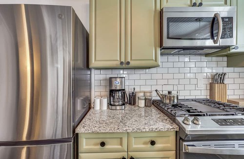 Livingston Manor Casa | Serene Livingston Manor Retreat w/ Private Hot Tub