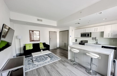 Downtown Springfield Apartamento | Sleepover: Eclectic 1BD/1BA- Downtown Springfield