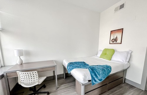 Downtown Springfield Apartamento | Sleepover: Eclectic 1BD/1BA- Downtown Springfield