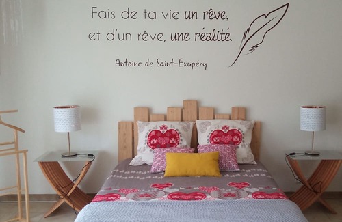 Fougax-et-Barrineuf Apartamento | Gîte Ensoleillé, au Calme et de Plain Pied