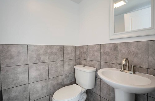 East Patchogue Cabaña | Entire Cozy Guest House