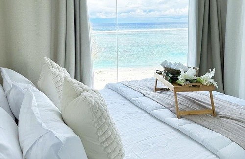 Farukolhufushi Island Apartamento | Lazzlla beachfront ocean view apartment