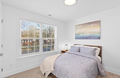 Gastonia Casa | Beautiful, Modern New Build in Gastonia
