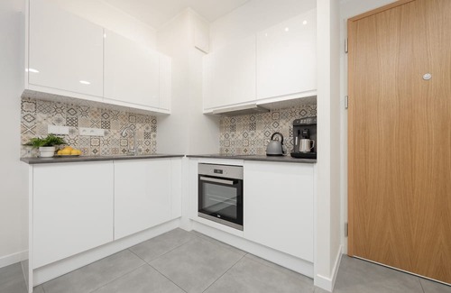 Muranow Apartamento | Muranów Apartment Parking by Renters