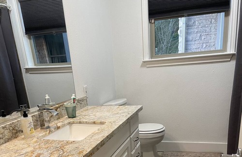 Tarrytown Casa | Central Austin Guesthouse - Excellent Location. Close to Everything!