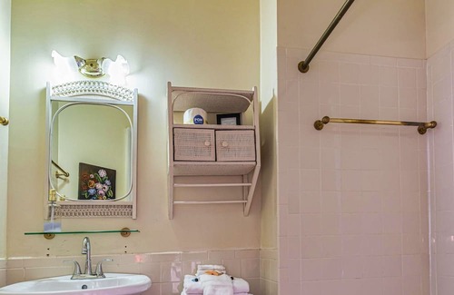 Senoia Casa | Welcome to the Famous, Award Winning VERANDA HISTORIC INN Senoia, GA