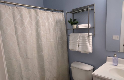 Kannapolis Casa | Fully furnished cozy 3-bed 2 ba house 1 mile from downtown charming Kannapolis.