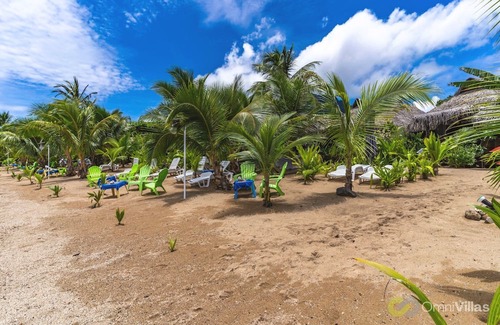 Moorea-Maiao Casa | Beachfront 4BR Home with pool in Moorea
