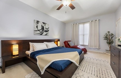 Bellevue Casa | Cozy 1-bedroom- SHARED in the house in peaceful Bellevue
