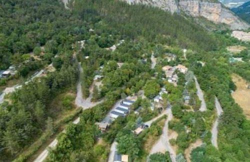 Orpierre Casa | Camping 4 étoiles - Piscine - eeeadh